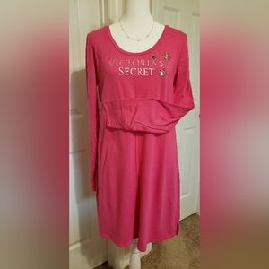 Victoria's Secret Sleep Wear (Large)